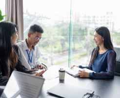 hr recruiter meaning